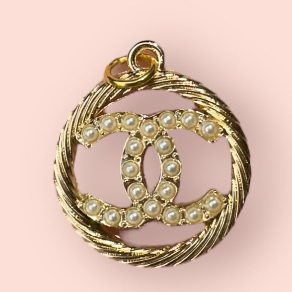 CHANEL Jewelry - Chanel CC Pearl Gold Jewelry Charm Zipper Pull Pendant Logo Designer